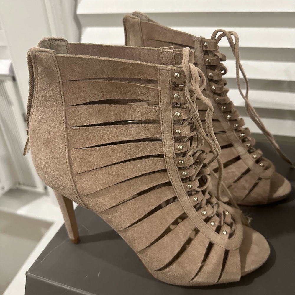 Vince Camuto Fiona Suede Sandal
